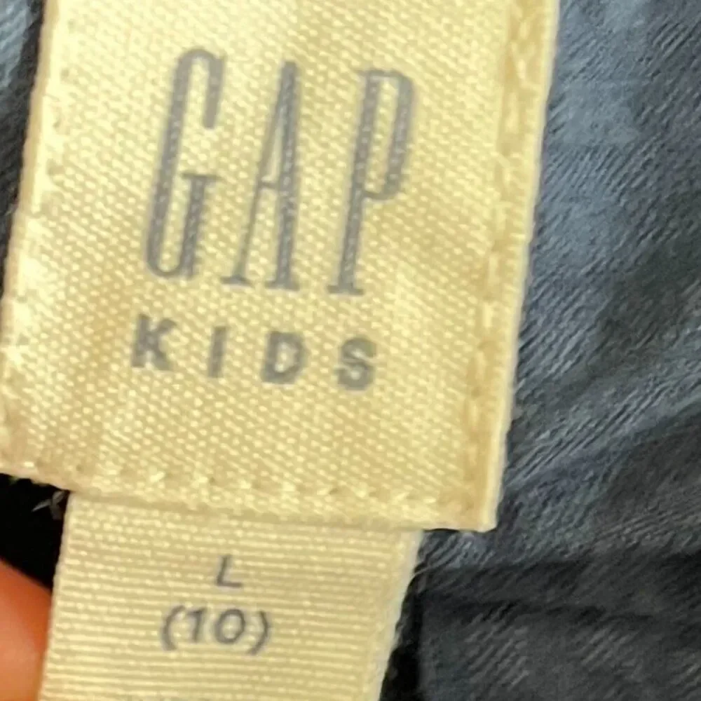 Casual Gap Slim Button-down Short Sleeve Shirts for Boys 10 Y - Picture 3 of 6